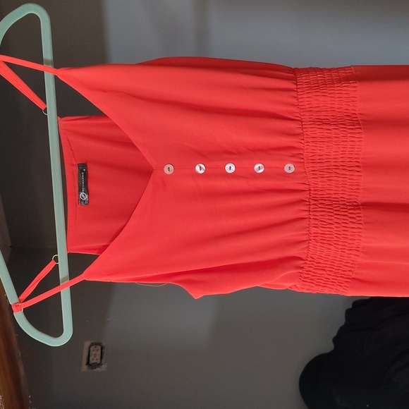 Clothes - Picture 3 of 5